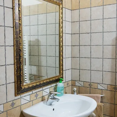 Rifugio San Bartolo - Gabicce Vallugola * Castel di Mezzo