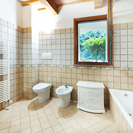 Rifugio San Bartolo - Gabicce Vallugola * Castel di Mezzo